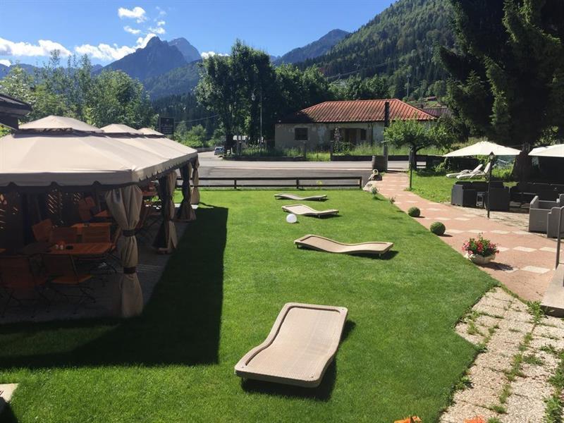 Hotel Tarvisio Four Seasons Экстерьер фото